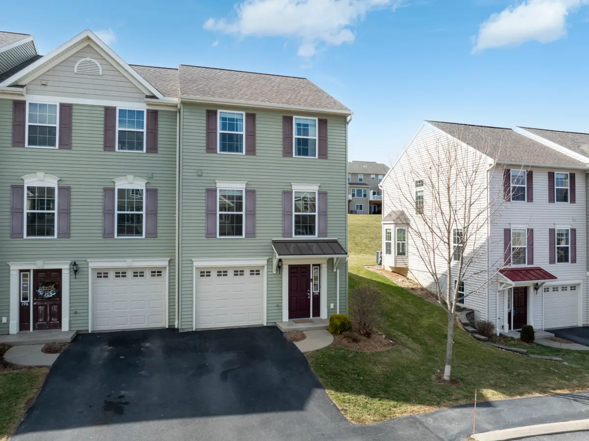 194 Kestrel Ln, Boalsburg, PA 16827 - #1