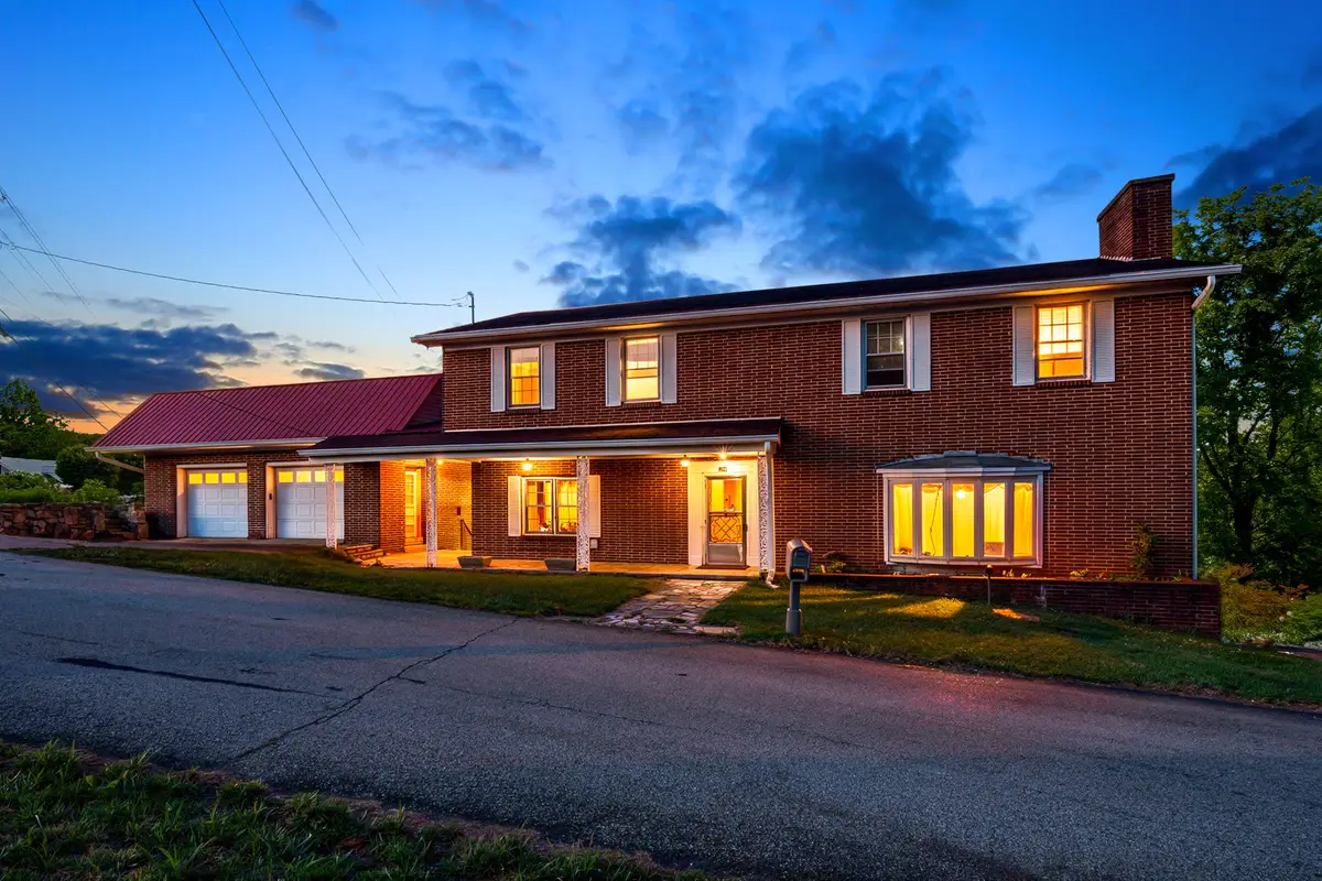 284 Chestnut Street, Mars Hill, NC 28754 - #1
