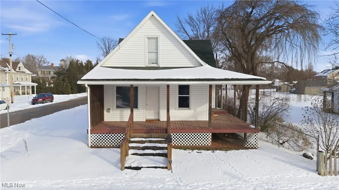 216 Blennerhassett Avenue, Belpre, OH 45714 - #1