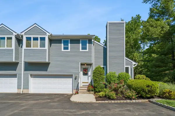 32 Meadow View Lane #32, Berkeley Heights Twp., NJ 07922
