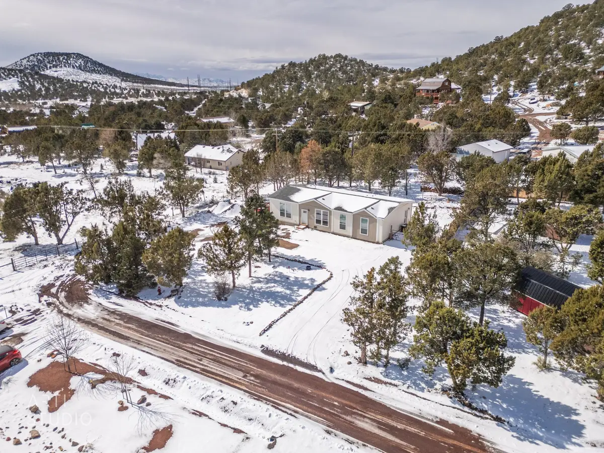 183 N Matt Dillon Tr, Central, UT 84722 - #1