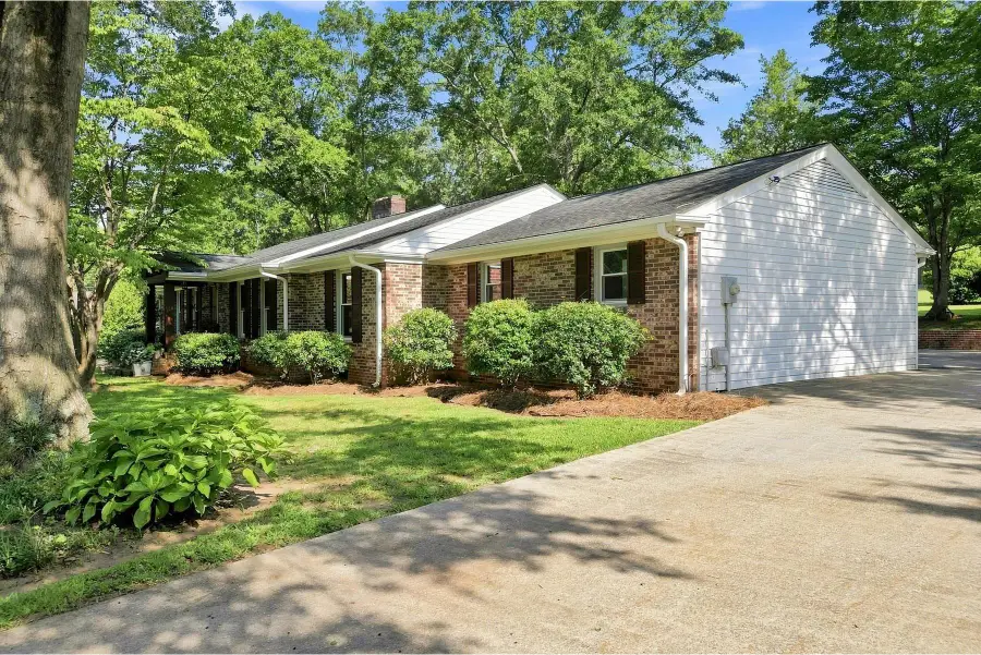 6 Covington Road, Greenville, SC 29617 - #3