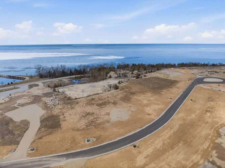 QUARRY BLUFF COURT, Sturgeon Bay, WI 54235 - #2