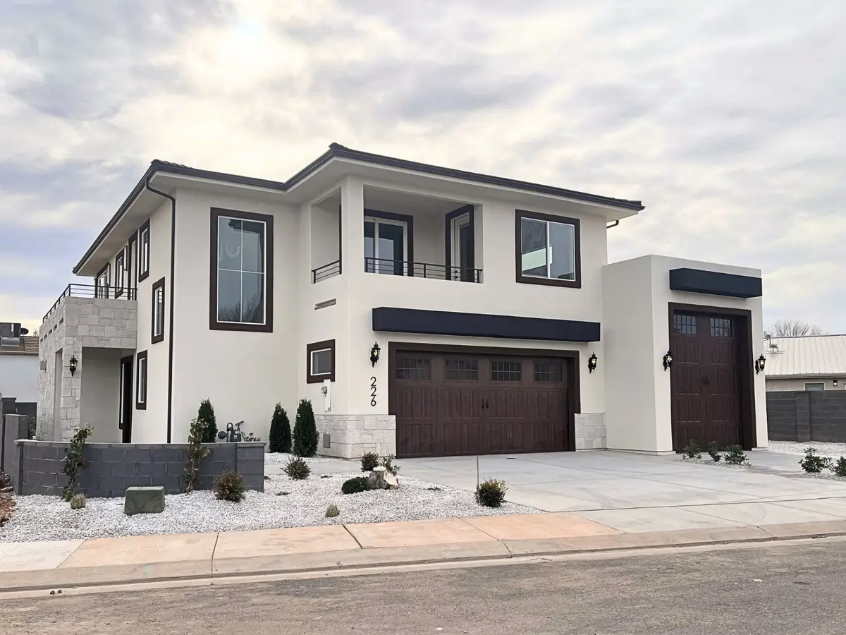 226 E 1100 N, Hurricane, UT 84737 - Image #1