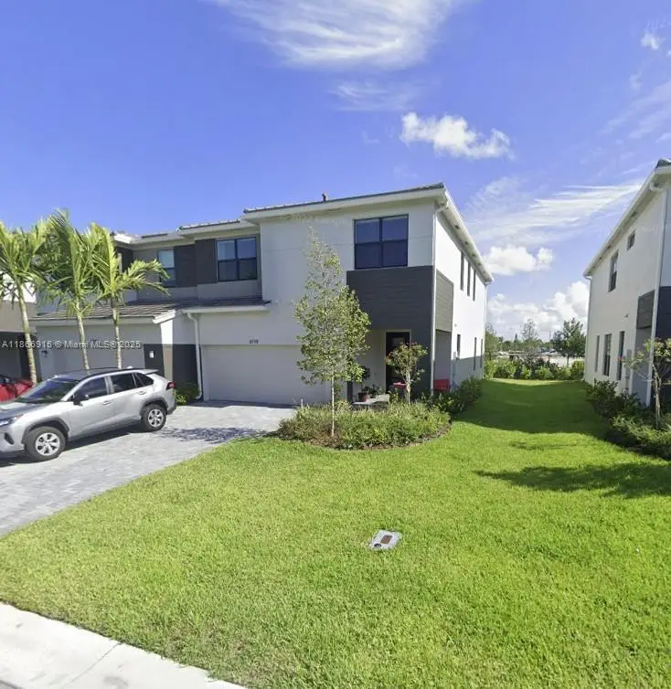 8719 Antarus Dr, Lake Worth, FL 33467 - #1