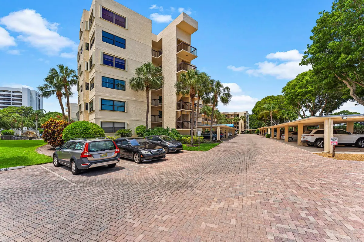 372 Golfview Road #101, North Palm Beach, FL 33408 - #1