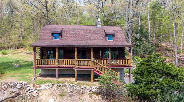 82 Freeman Road, Oxford, CT 06478