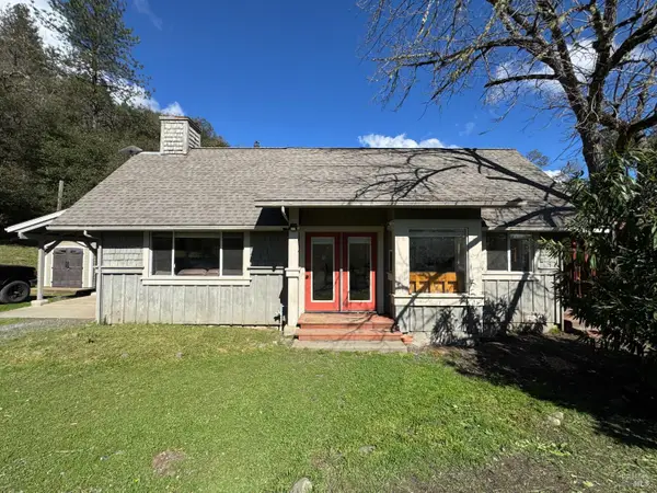 14605 Tomki Rd, Redwood Valley, CA 95470