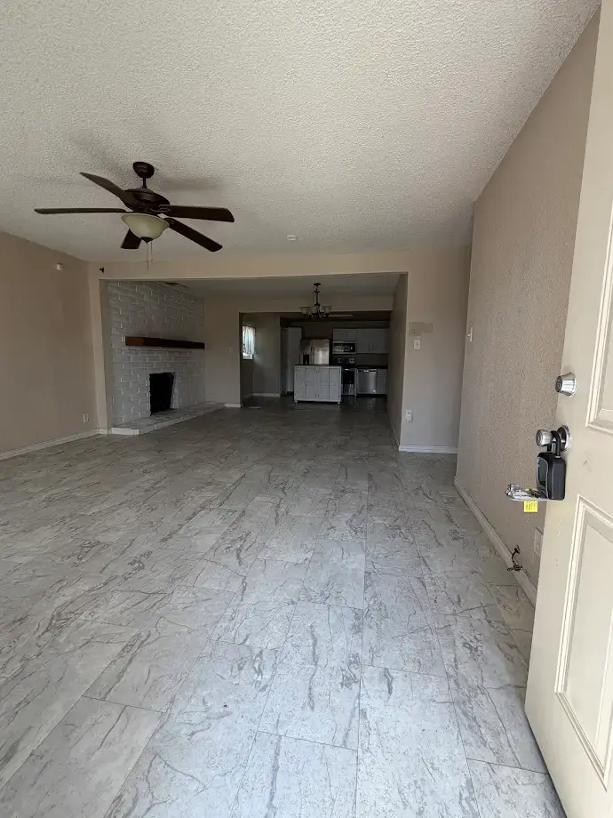 604 N Lake St, Carlsbad, NM 88220 - #2