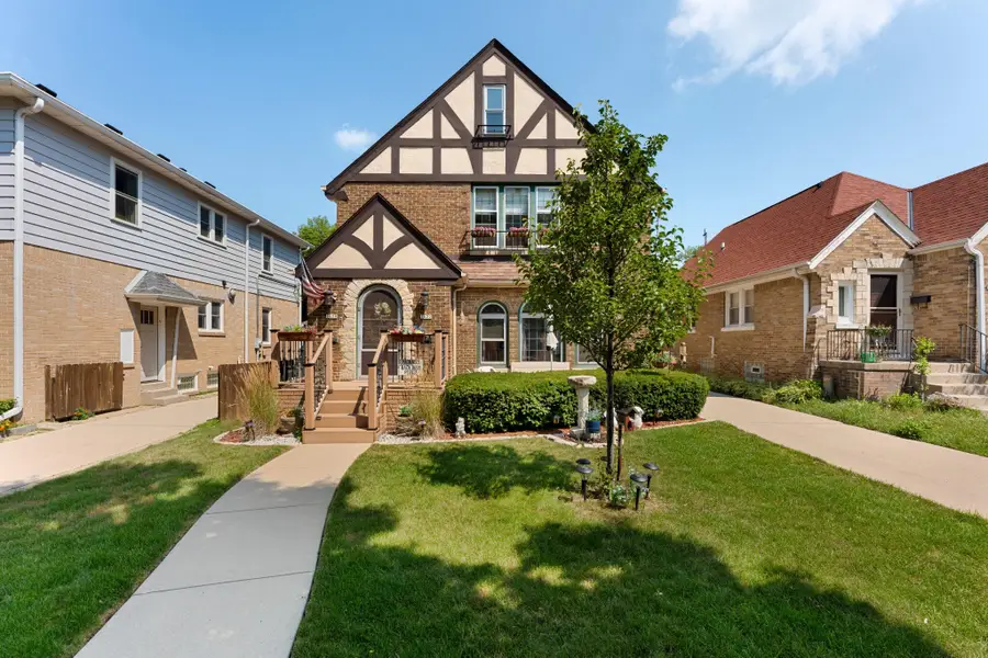 1620 E Olive St, Shorewood, WI 53211 - #3