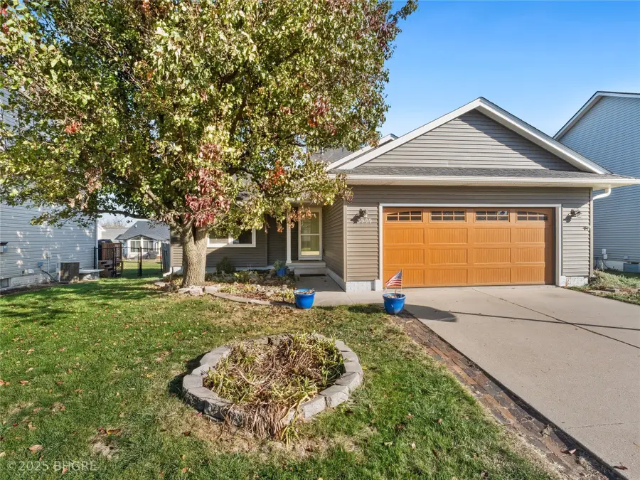 2909 Shadow Creek Lane, Des Moines, IA 50320 - Image #2