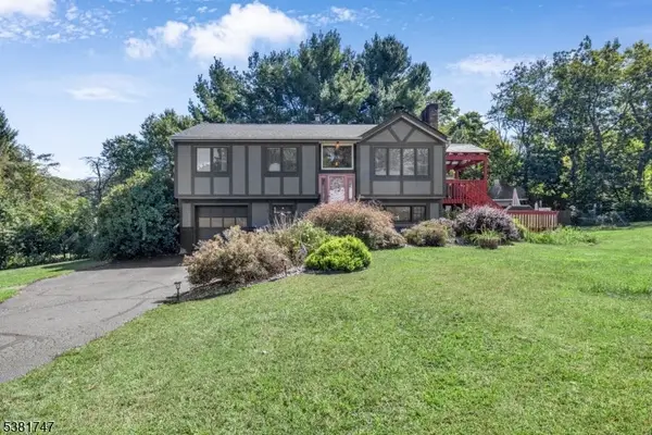 2 Courtland Dr, Wantage Twp., NJ 07461