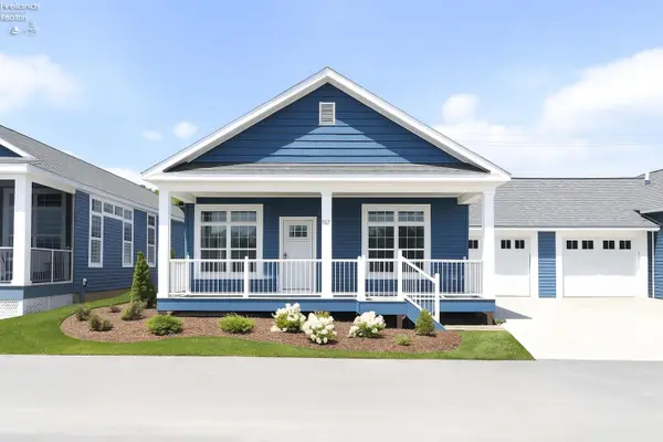10850 E Bayshore Road #Waterview 66, Marblehead, OH 43440