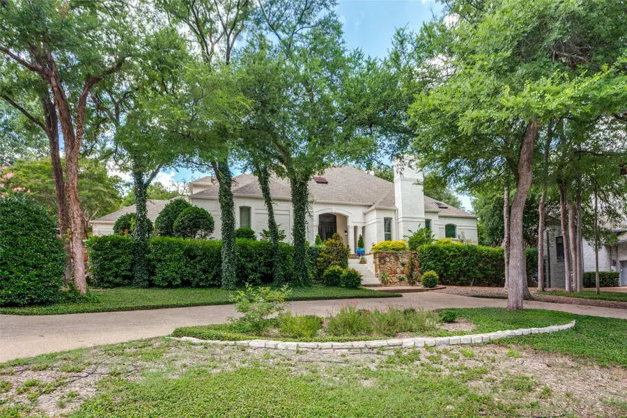 3720 Briarhaven Road, Fort Worth, TX 76109 - #2