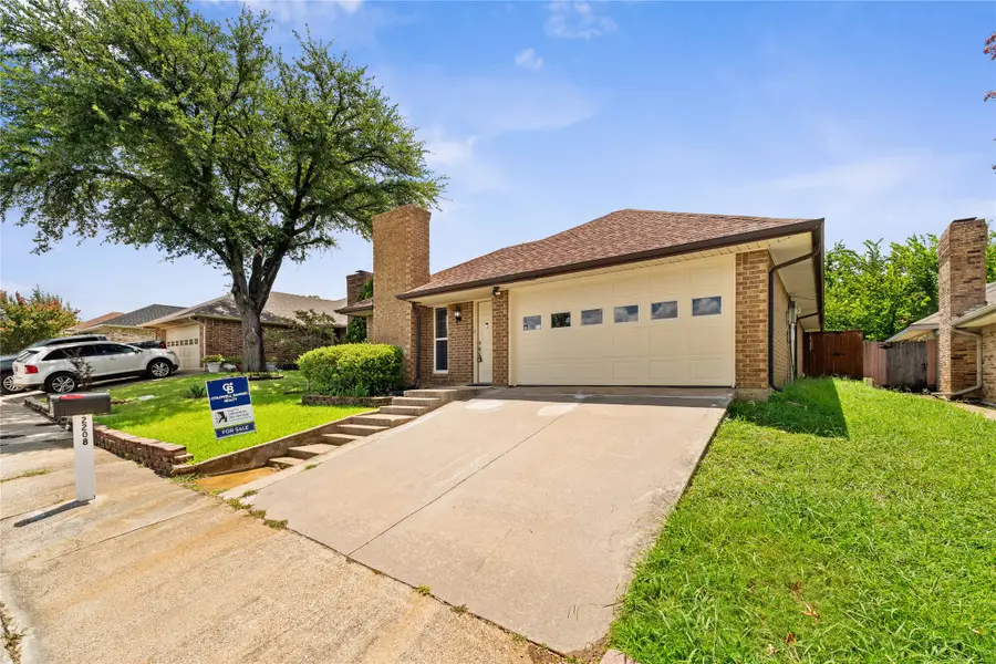 2208 Cedarcrest Drive, Carrollton, TX 75007 - #2