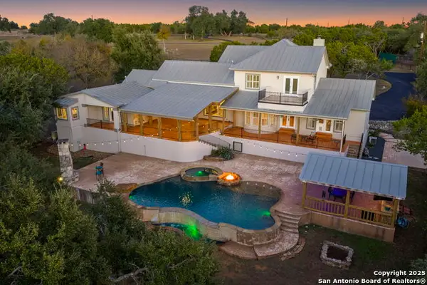 1041 Homestead Ridge, New Braunfels, TX 78132