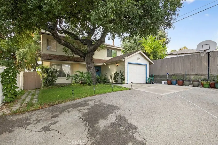 2629 Altura Avenue, La Crescenta, CA 91214 - Image #2