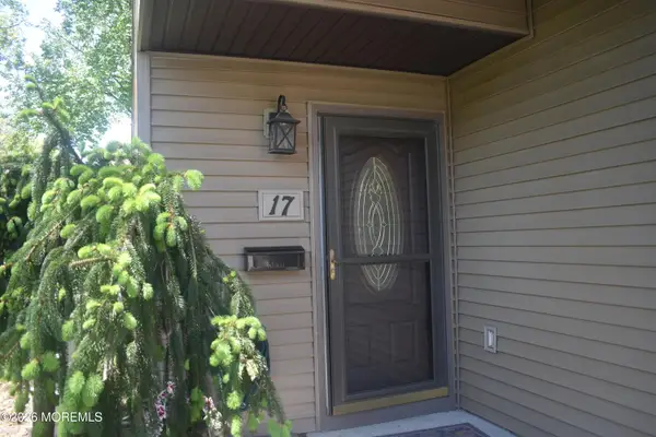 17 Concord Court, Red Bank, NJ 07701