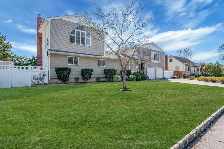 226 Marcy Street, West Babylon, NY 11704 - #3