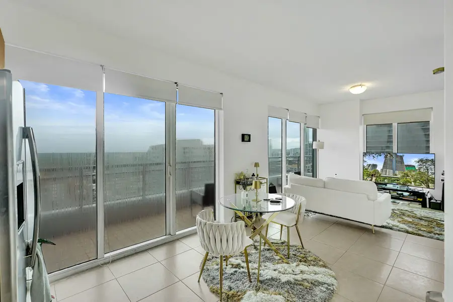 60 SW 13th St #1721, Miami, FL 33130 - Image #2