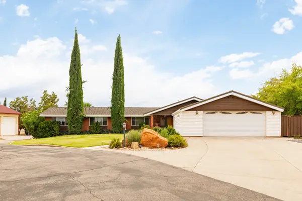 338 N 100 St, St George, UT 84770
