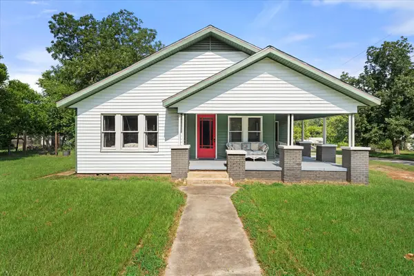 402 N Market Street, Grapeland, TX 75844