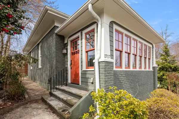 1717 Clairmont Drive, Hendersonville, NC 28791