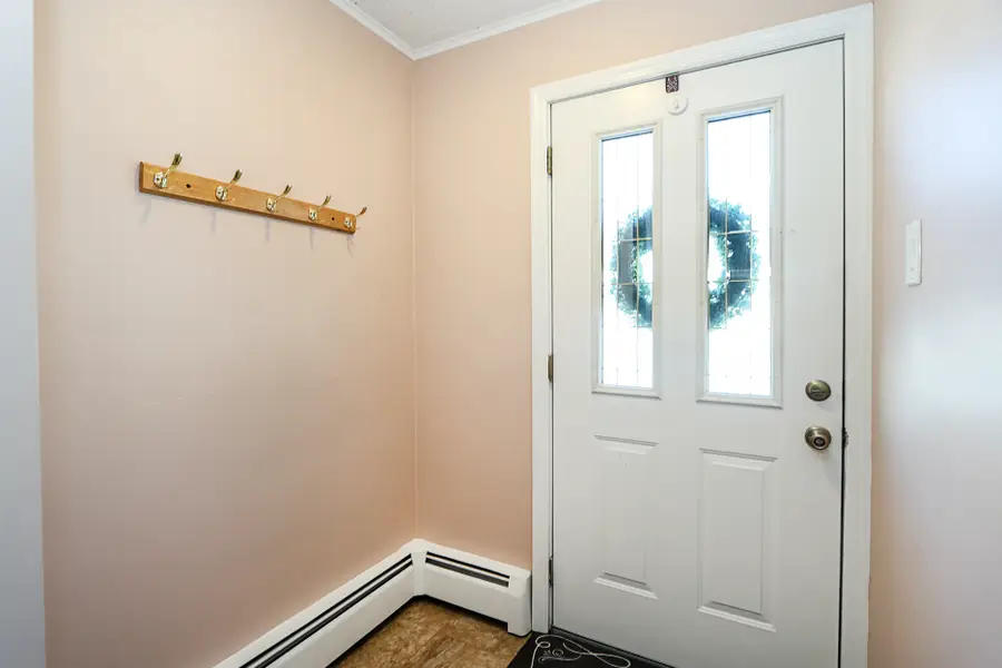 70 Corncrib Lane, Levittown, NY 11756 - Image #3