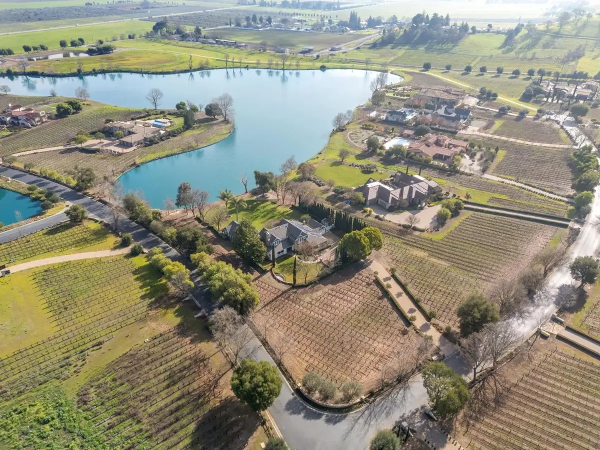 1450 Lakeview Court, San Martin, CA 95046 - Image #1