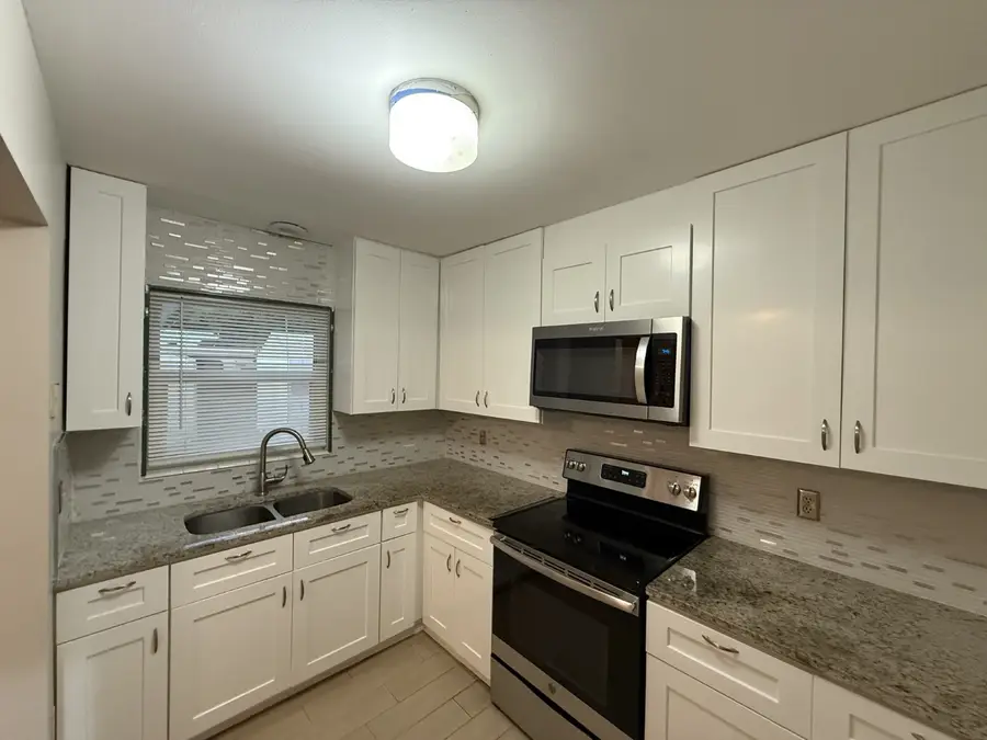 595 W Columbia Street, Lake Alfred, FL 33850 - Image #3