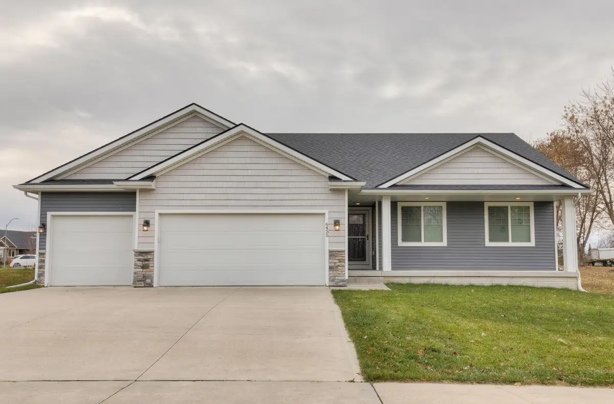 6455 Sunlight Drive, Pleasant Hill, IA 50327 - Image #1