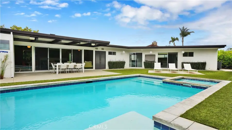 2000 Nautilus Lane, Newport Beach, CA 92660 - #2