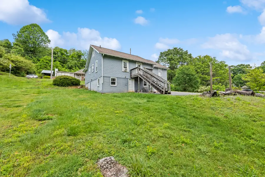 48 Medford Avenue, Waynesville, NC 28786 - #3