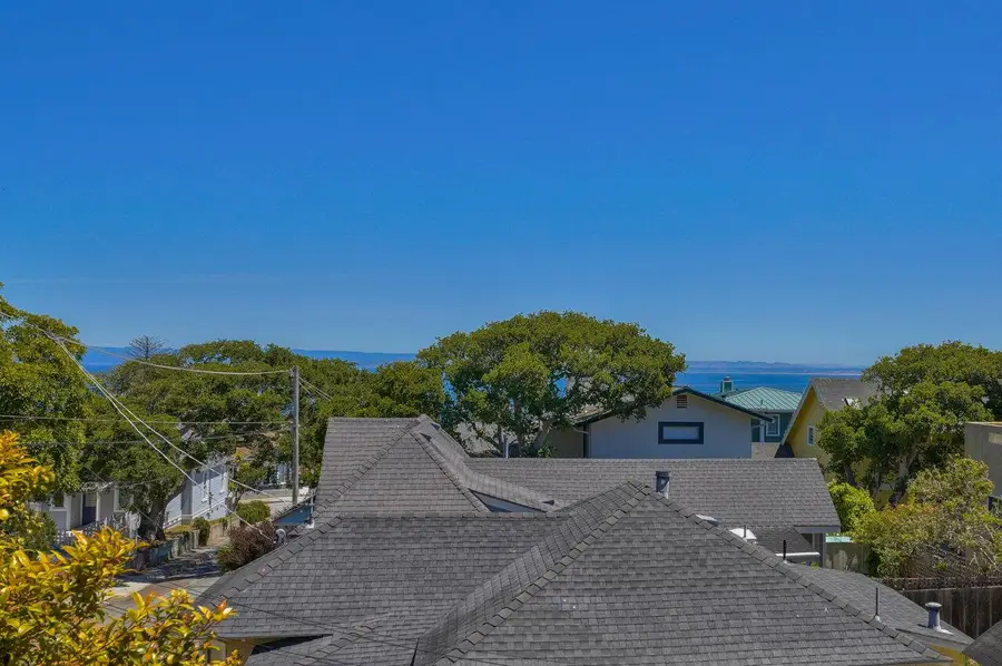 410 Pine Avenue, Pacific Grove, CA 93950 - #3