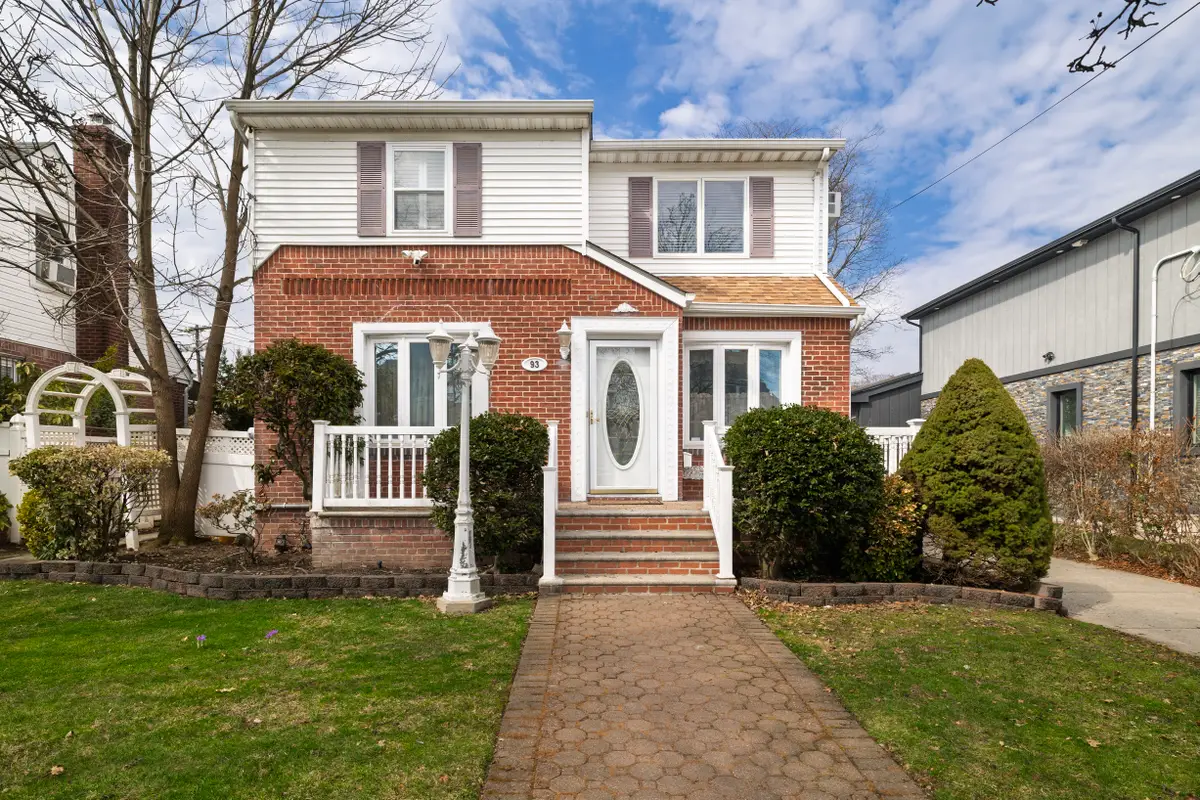 93 Kenneth Place, New Hyde Park, NY 11040 - #1