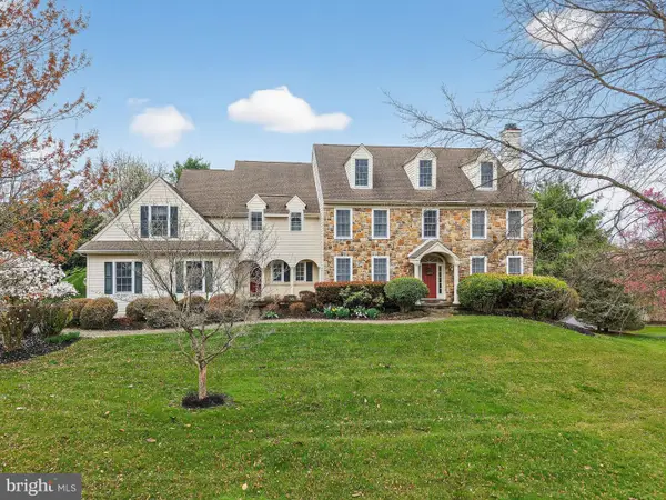 2 Limner Ct, WEST CHESTER, PA 19382