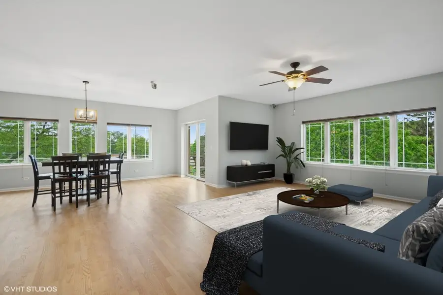 911 Busse Highway #302, Park Ridge, IL 60068 - Image #2