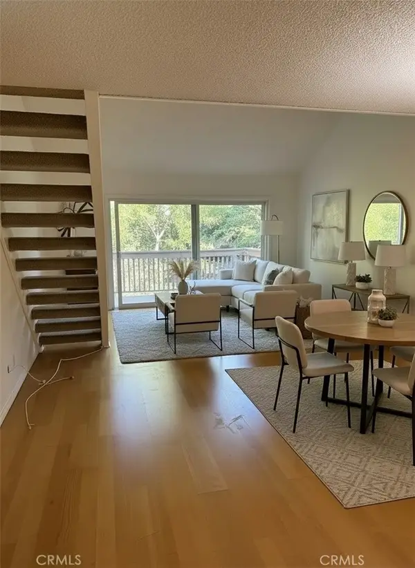 7101 Farralone Avenue #135, Canoga Park, CA 91303