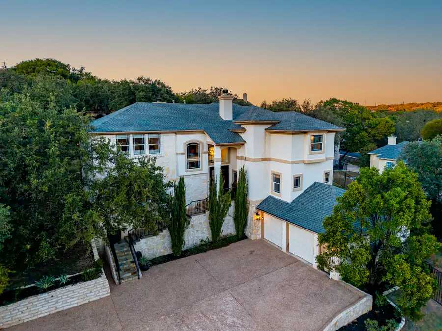 5512 Hudson Holw, Austin, TX 78759 - Image #3