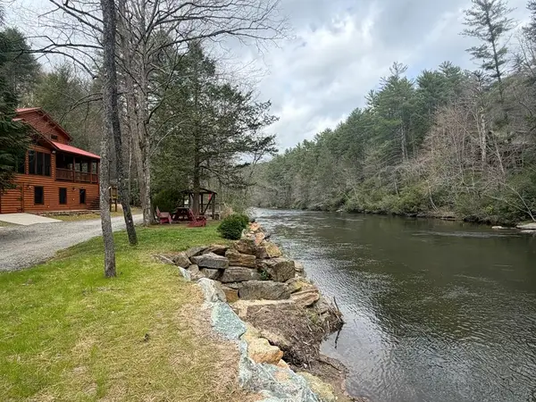 730 Riverside Lane, Blue Ridge, GA 30513