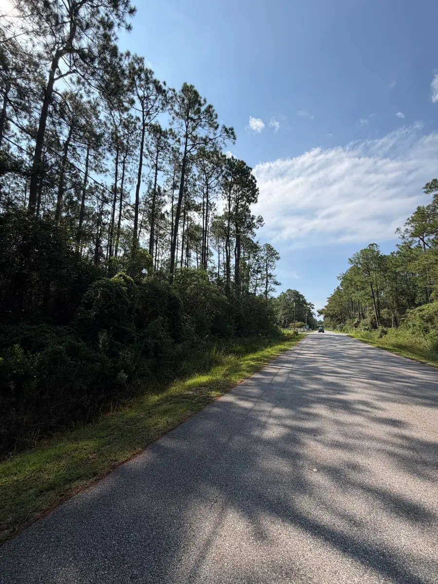 000 N 14th Ave, Milton, FL 32583 - #3