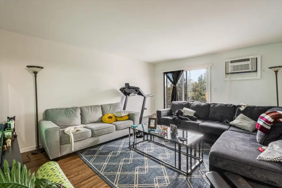 60-30 55th Drive, Maspeth, NY 11378 - Image #3