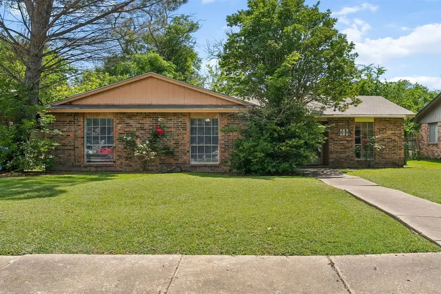 818 Quebec Drive, Garland, TX 75040 - #2