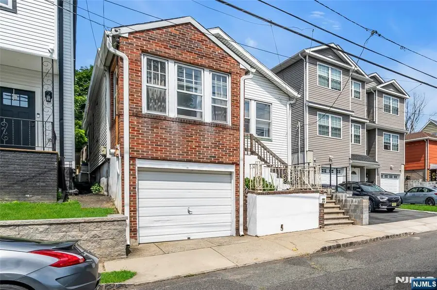 31 Mount Prospect Ave, Belleville, NJ 07109 - Image #3