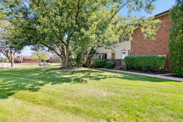 7744 W Jefferson Court #16, Frankfort, IL 60423