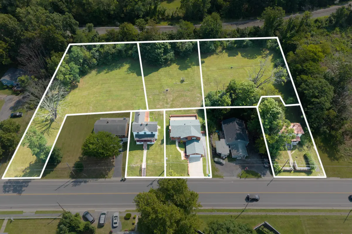 1325 Main St E, Waynesboro, VA 22980 - #1