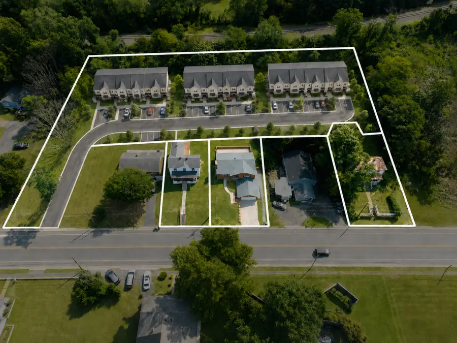 1325 Main St E, Waynesboro, VA 22980 - #3