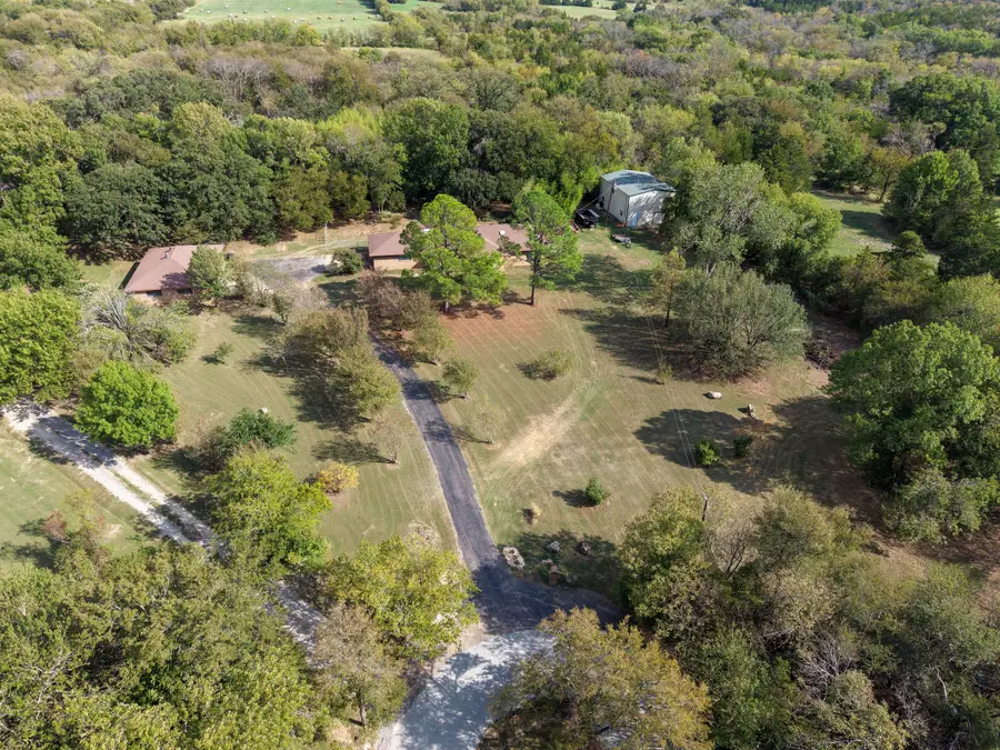 82 Shawnee Circle, Denison, TX 75020 - #2