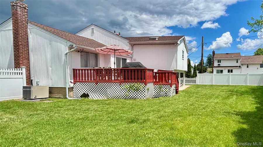 36 Lane Avenue, Plainview, NY 11803 - #2