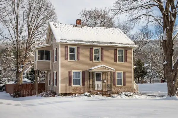 76 South Street, Proctor, VT 05765